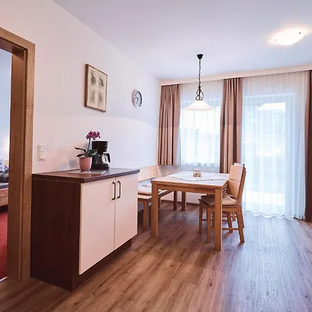 Granbichlhof Apartmán *